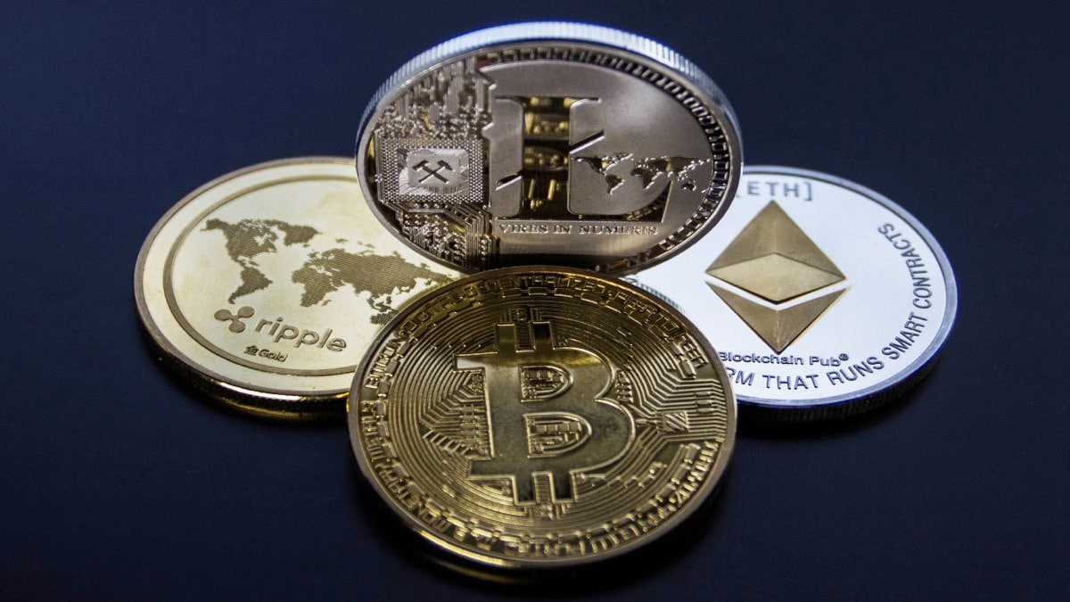 Crypto Price Charts See Minor Losses, Bitcoin Remains Close to $48,000-Mark Regardless