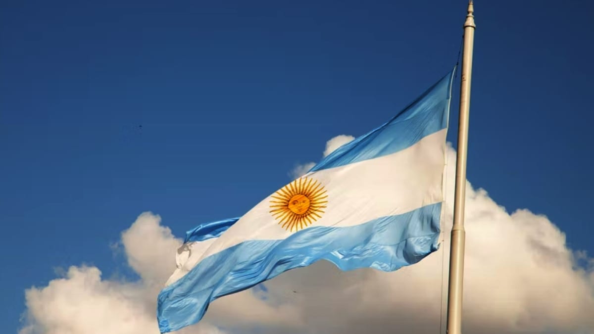 Debt-Ridden Argentina Signs IMF Deal that ‘Discourages’ Use of Cryptocurrency