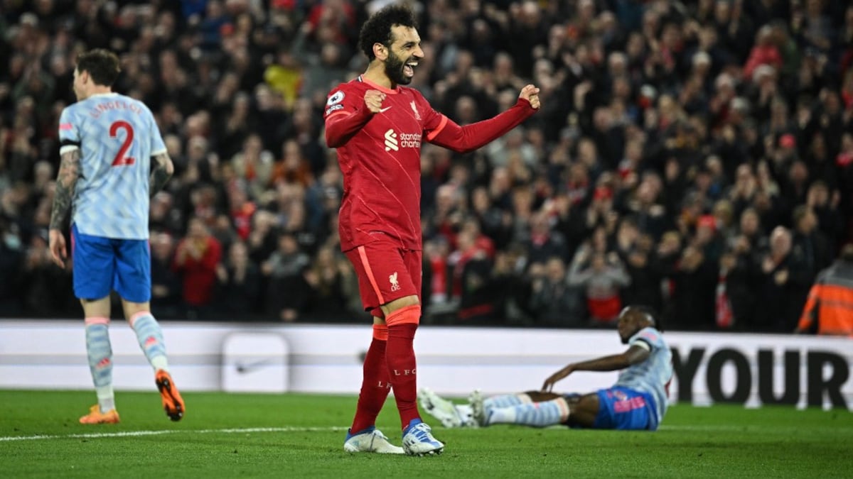 Premier League: Liverpool Blow Away Manchester United To Go Top Of The Table