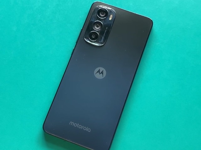 Motorola Edge 30 First Look in Hindi: पतला दुबला सुंदर 5G फोन!