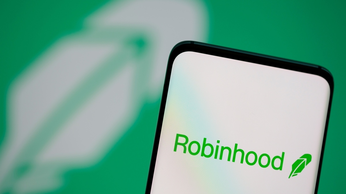 Robinhood Stocks Rally as FTX Founder Acquires 7.6 Percent Stake in Crypto-Stock Exchange