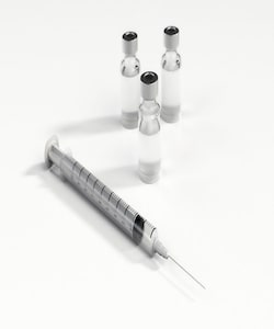 Some short-term benefit of additional booster dose of mRNA vaccine in health workers: WHO