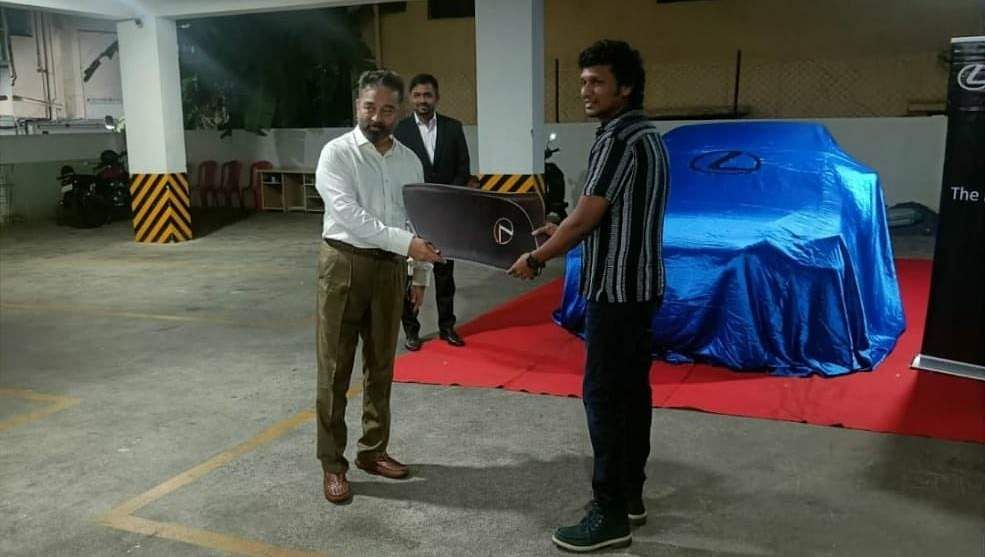 Kamal Haasan gifts Lokesh Kanagaraj a luxury car