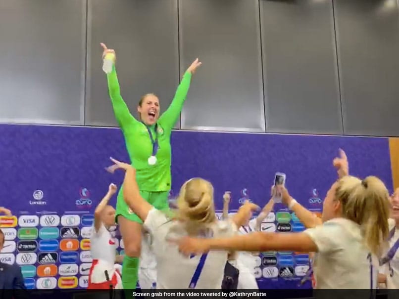 Watch: “It’s Coming Home”, Singing England Footballers Gatecrash Press Conference After Winning Women’s Euro