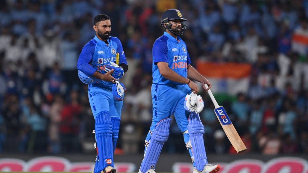 “His Ability To Play Fast-Bowling Second To None”: Dinesh Karthik On Rohit Sharma