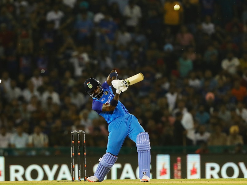 Watch: Hardik Pandya Hits Hat-Trick Of Sixes Off Last 3 Balls In 1st T20I vs Australia
