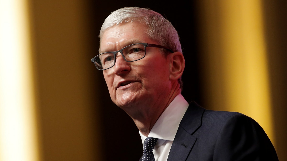 Apple CEO Tim Cook Favours AR Over Metaverse, Here’s Why
