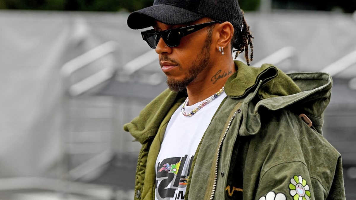 Lewis Hamilton Says “Imperative” Formula One Cost Cap Rules Enforced