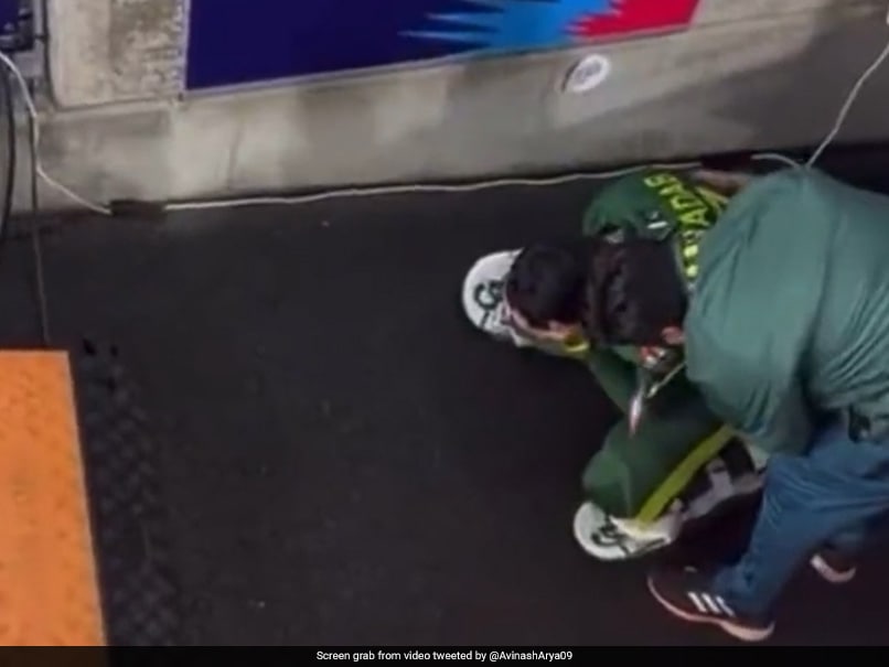 T20 World Cup: Shadab Khan On His Knees, Cries In Pavillion After Pakistan’s Loss To Zimbabwe
