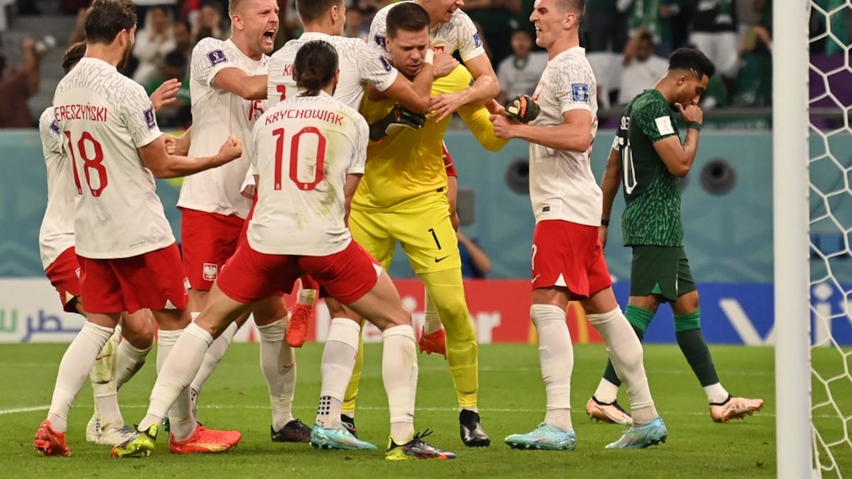 Poland vs Saudi Arabia, FIFA World Cup 2022 Live: Wojciech Szczesny’s Penalty Save Gives Poland Advantage At The Break