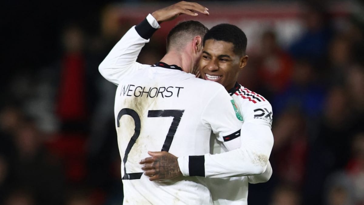 Marcus Rashford Stars As Manchester United Crush Nottingham Forest To Close In On League Cup Final