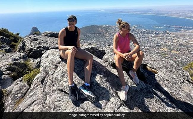 England Cricketer In ‘Terrifying’ Cape Town Cable Car Drama