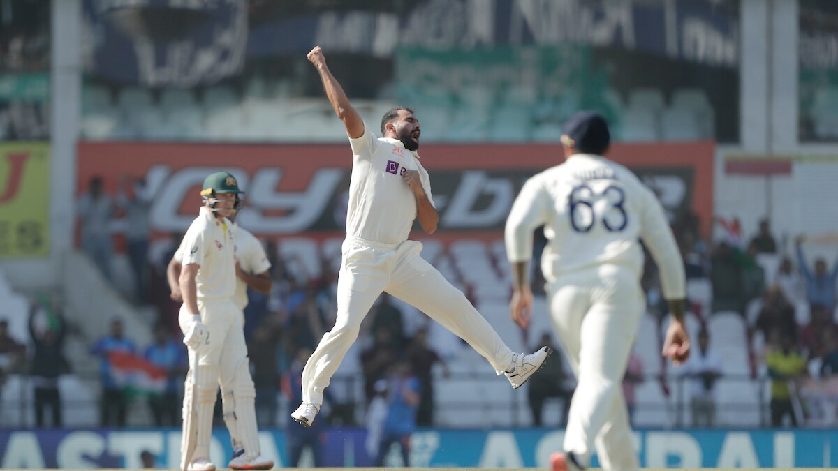 Watch: India vs Australia – Mohammed Shami Sends David Warner’s Stumps Cartwheeling