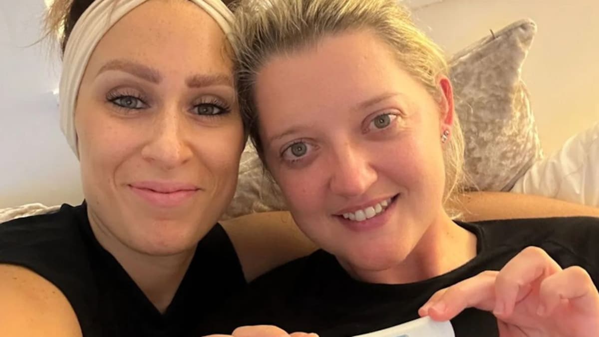 “Yes I Am Lesbian”: Ex-England Cricketer Answers FAQs After Pregnancy Announcement