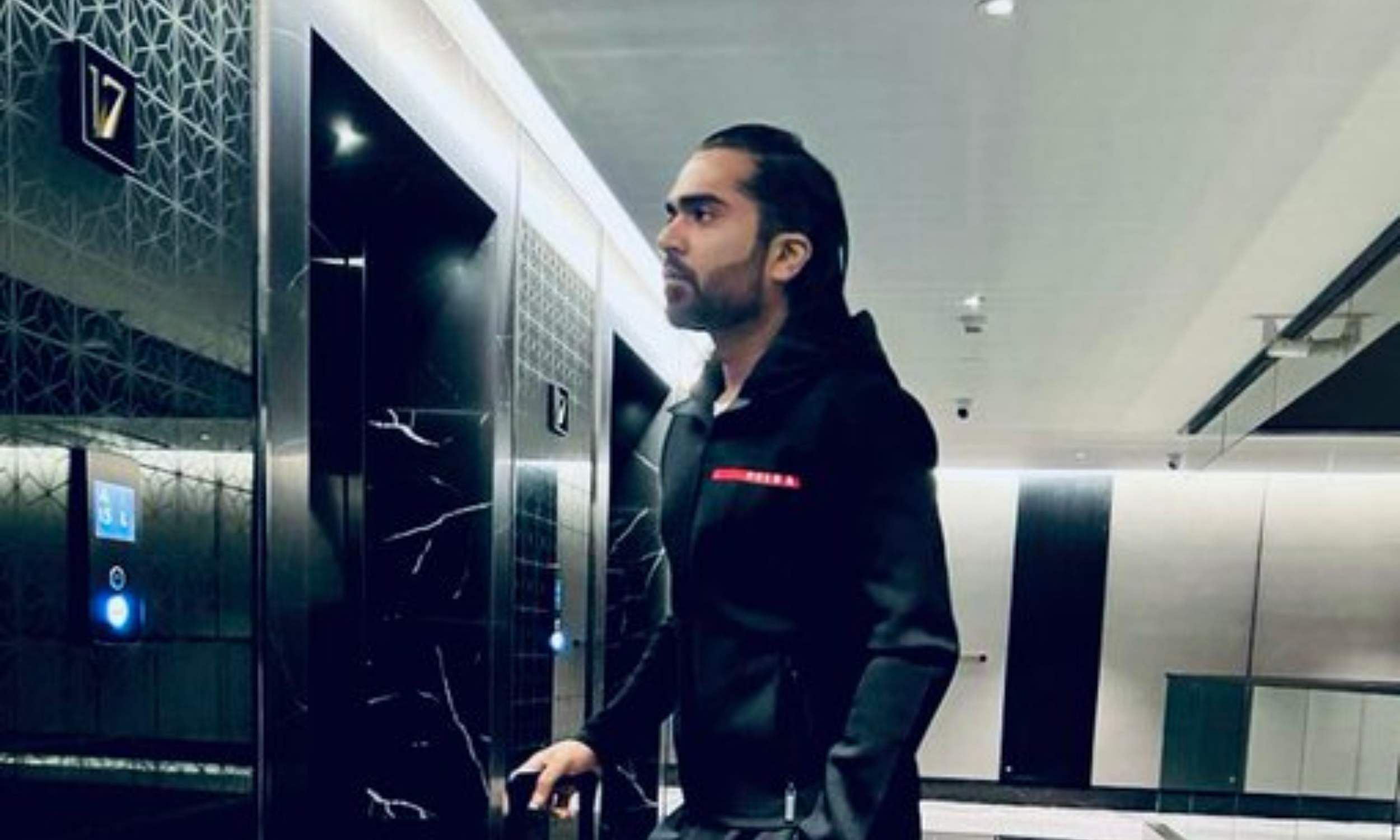 Actor Silambarasan's new look leaves netizens in awe