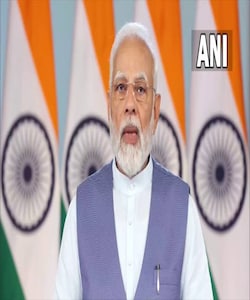 India consistently trying to minimise dependence on foreign countries in health sector: PM Modi