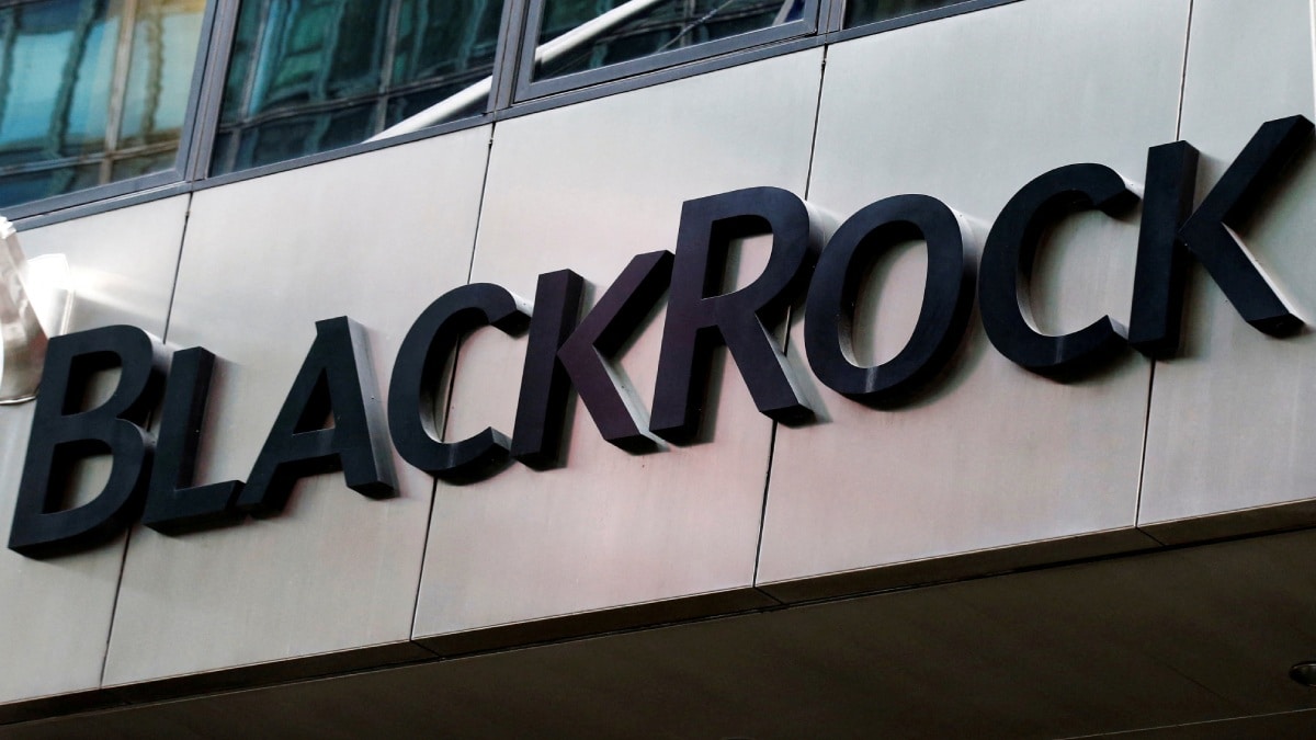 Nasdaq Refiles BlackRock’s Bitcoin ETF Application With SEC: Details
