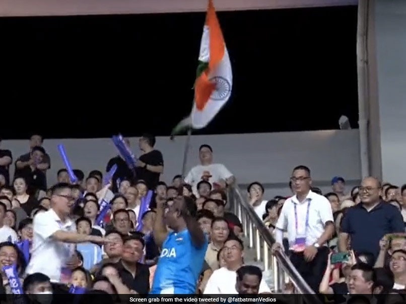 Asian games 2023 – Watch: Fan Celebrating India’s Goal vs Hosts China At Asian Games Told To Sit Down. Then This Happens