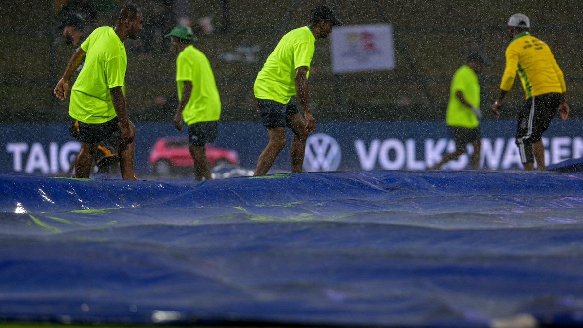 India vs Pakistan Live Score, Asia Cup 2023: Covers On As It’s Drizzling, Wait For India vs Pakistan Continues