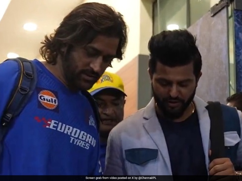 Watch: Limping MS Dhoni Asks For A Helping Hand From Suresh Raina, He Does This