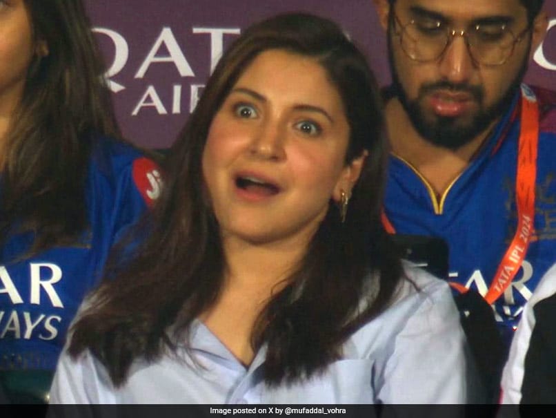 Anushka Sharma’s Reaction As Virat Kohli Survives Run Out Breaks The Internet